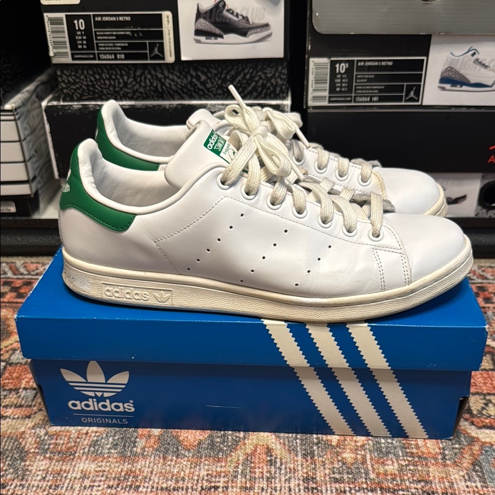 Adidas Men's White and Green Stan Smith